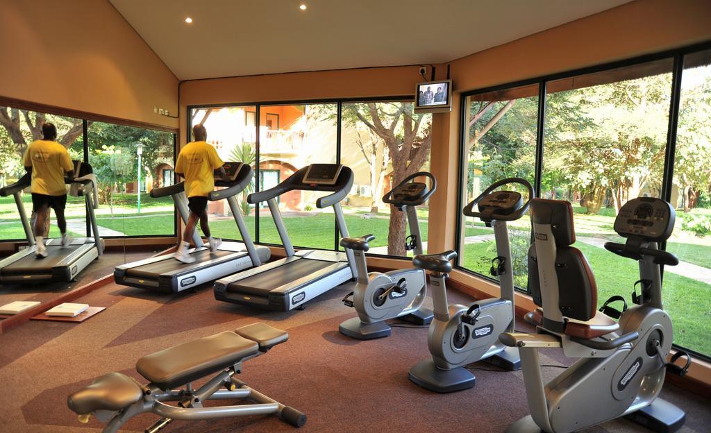 M'Kango Golfview Hotel Lusaka Dış mekan fotoğraf
