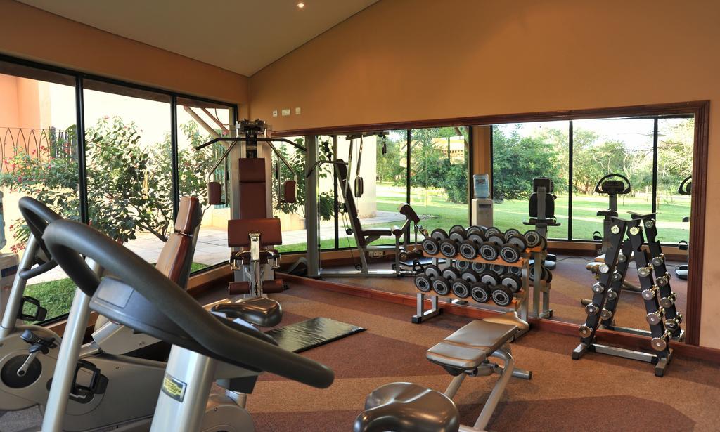 M'Kango Golfview Hotel Lusaka Dış mekan fotoğraf
